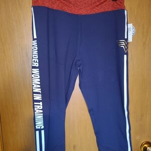 Hot Topic Navy Wonder Woman Leggings
